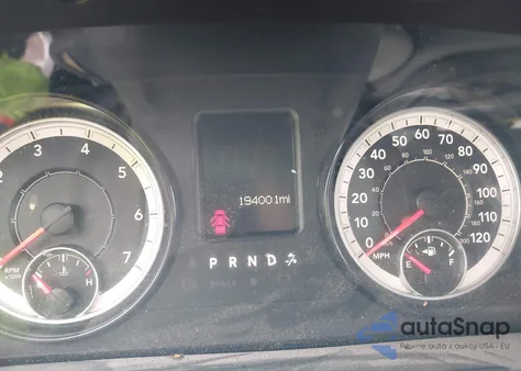 2017 Ram 1500 Slt 4X2 6'4 Box z USA, uszkodzony, nr VIN 1C6RR6GT6HS523711